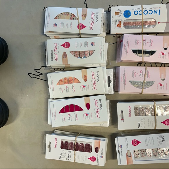 pearl next door white incoco nails wedding - Picture 15 of 16